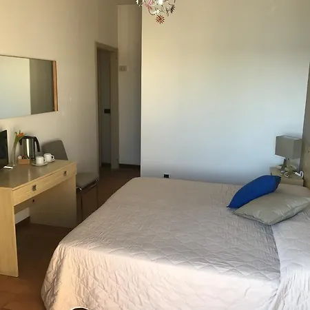 La Sirenetta 2*